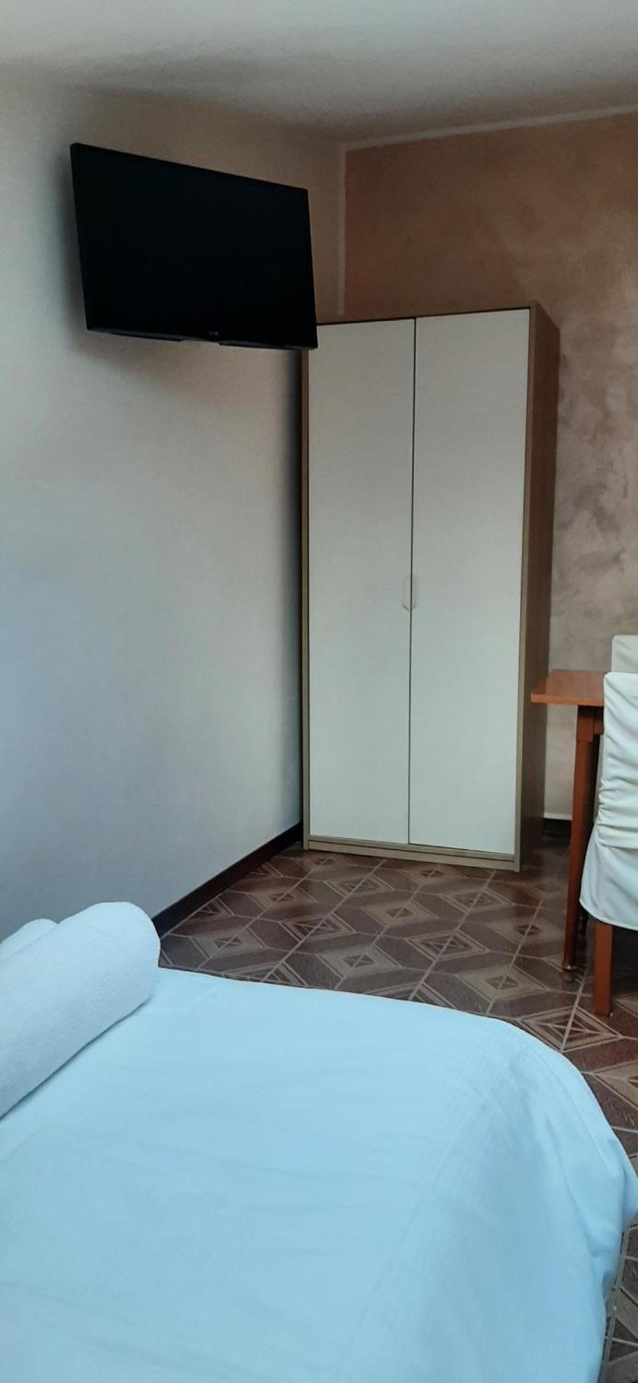 Camere Porto Vecchio Con Parcheggio A Pochi Passi Dal Castello Malcesine Extérieur photo