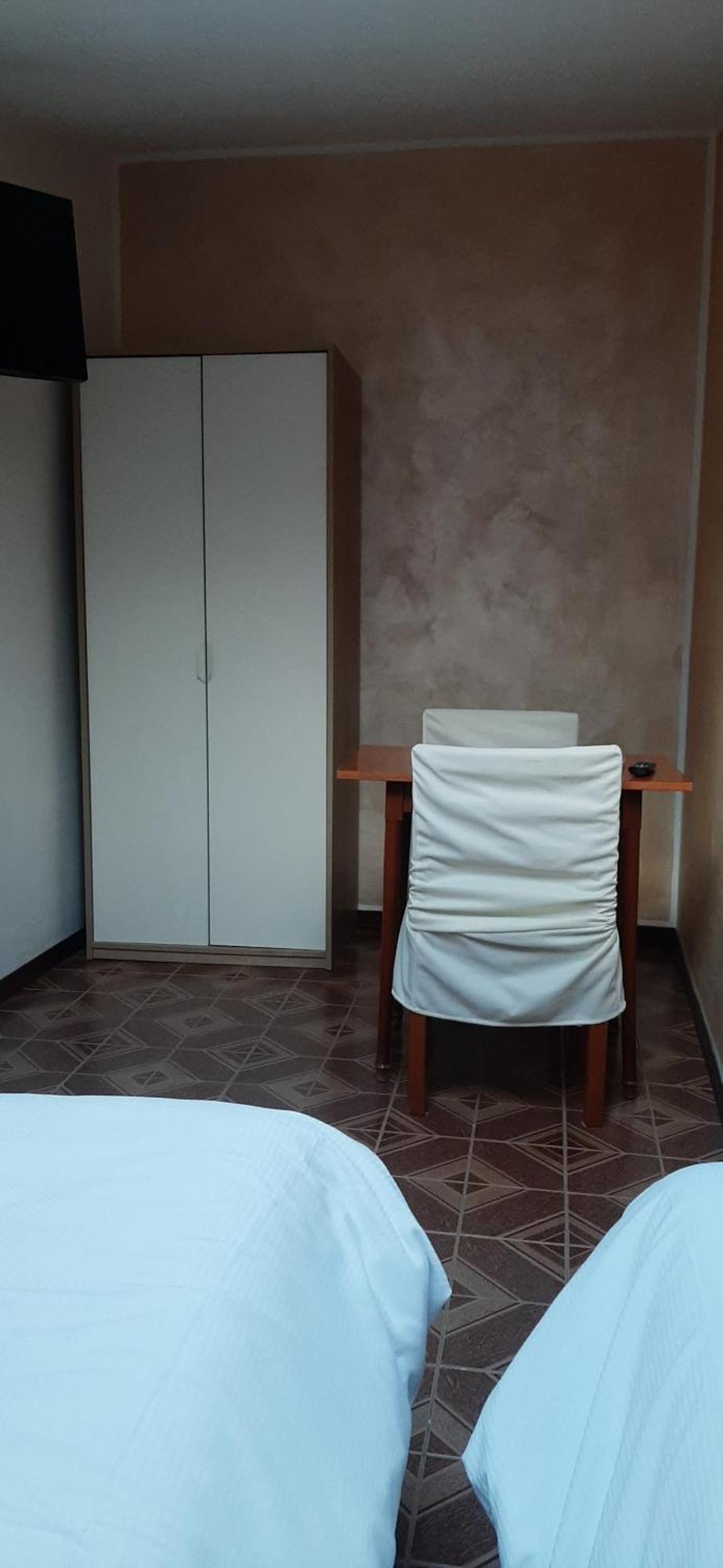 Camere Porto Vecchio Con Parcheggio A Pochi Passi Dal Castello Malcesine Extérieur photo